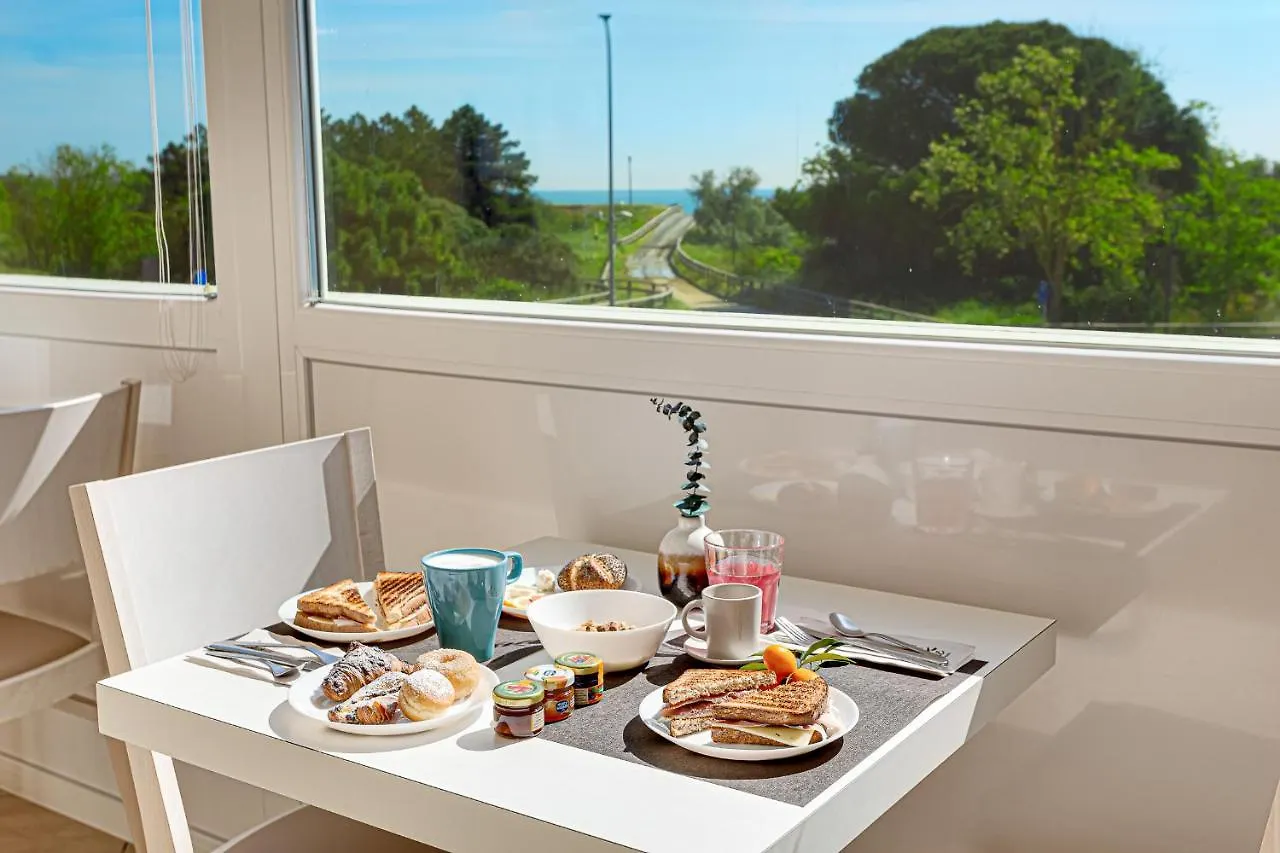 Hotel-Residence-B&B Le Dune Beach Service Included Lido Adriano Hotel