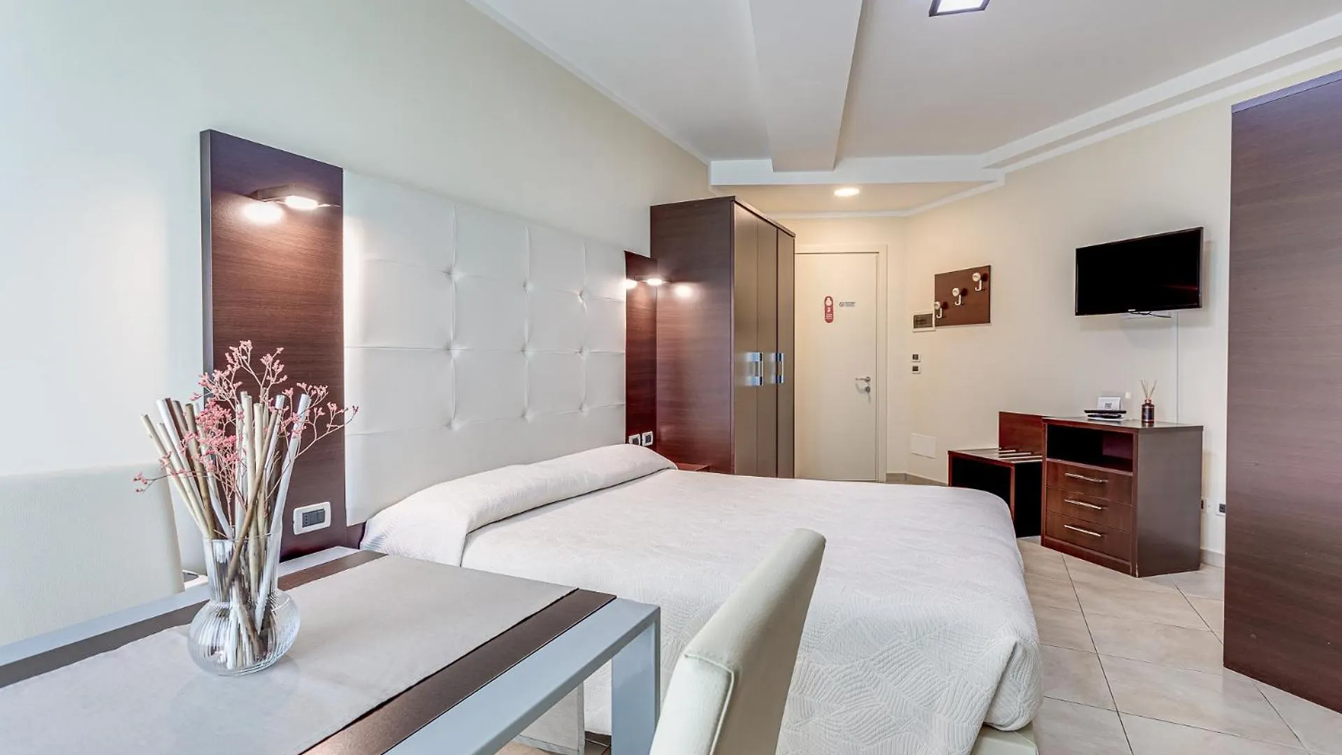 *** Hotel Hotel-Residence-B&B Le Dune Beach Service Included Lido Adriano Itálie
