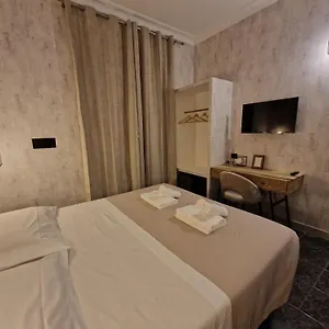 Agora Olaszország